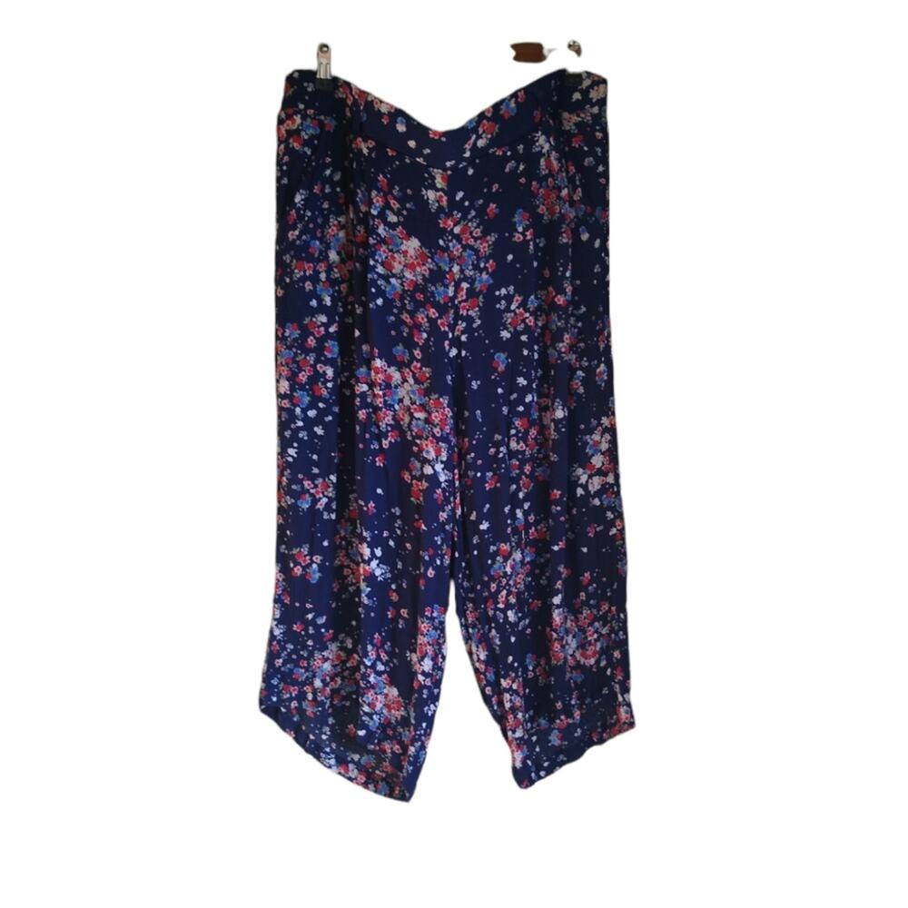 Torrid Crop Micro Floral Palazzo Pants plus Size 2